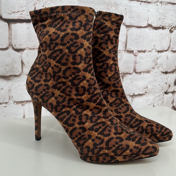 🆕Jessica Simpson “Valyn” Booties, Size 8.5 - Picture 4 of 9